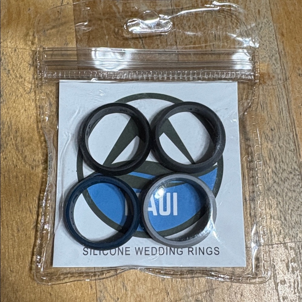 NWT Maui Men’s Silicone Wedding Rings Set size 13